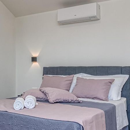 Rooms Nilda Musalez Εξωτερικό φωτογραφία