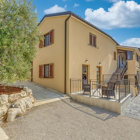 Rooms Nilda Musalez Εξωτερικό φωτογραφία