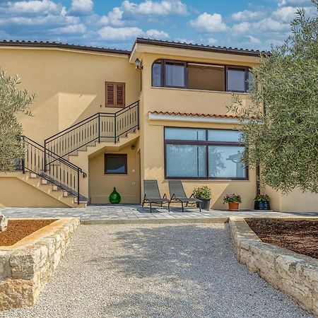 Rooms Nilda Musalez Εξωτερικό φωτογραφία