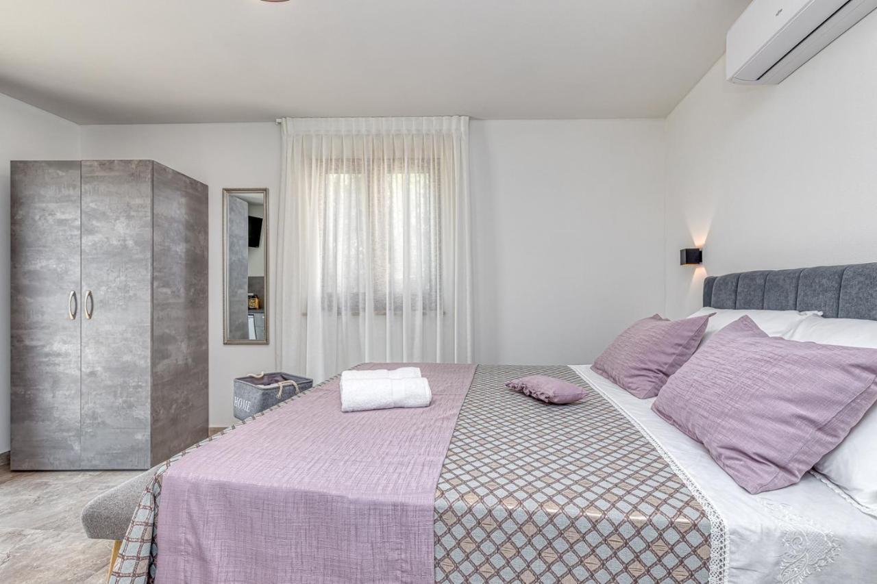 Rooms Nilda Musalez Εξωτερικό φωτογραφία