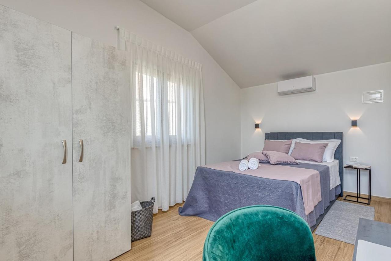 Rooms Nilda Musalez Εξωτερικό φωτογραφία